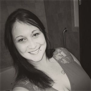 Meet your Posher, Emerald